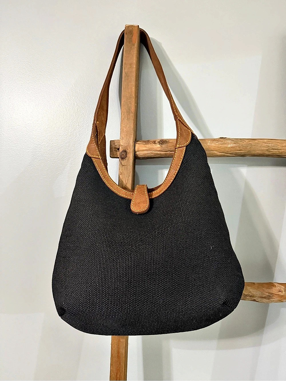 Tommy Bahama Black Woven Hobo Shoulder Bag Tan Leather Trim Casual Boho Beach